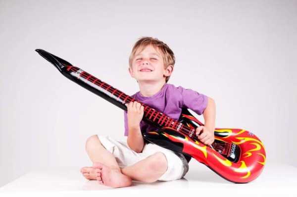 孩子学吉他玩什么摇滚比较好-孩子学吉他玩什么摇滚