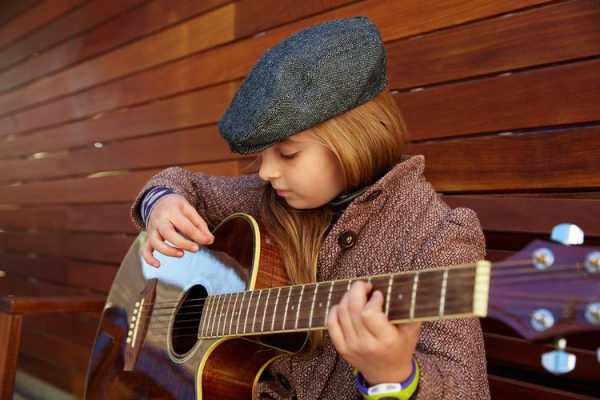  国外吉他小女孩叫什么「外国小孩弹吉他」-图1